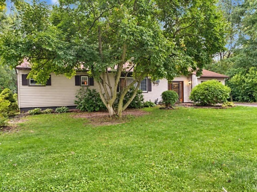 10208 Johnnycake Rdg Road, Concord Twp, OH 44077
