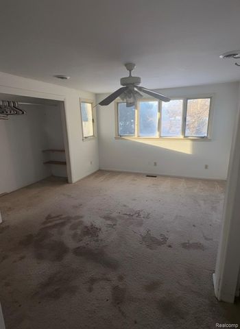 2112 Miller Road, Flint, MI 48503