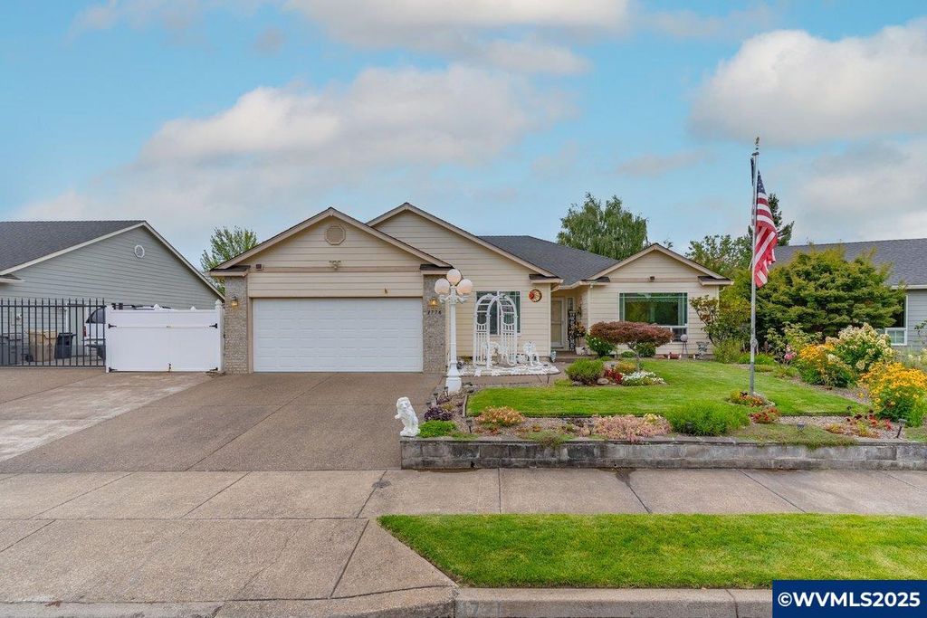 1776 Antelope Cir SW, Albany, OR 97321