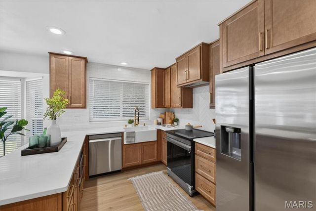 2706 Sundowner Drive, St Charles, MO 63303