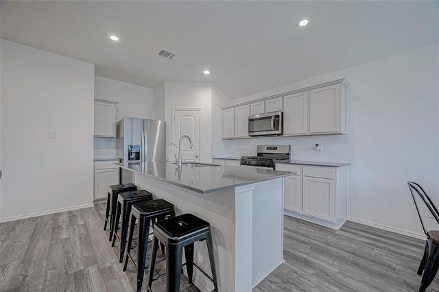 40603 Pine Spruce Lane, Magnolia, TX 77354