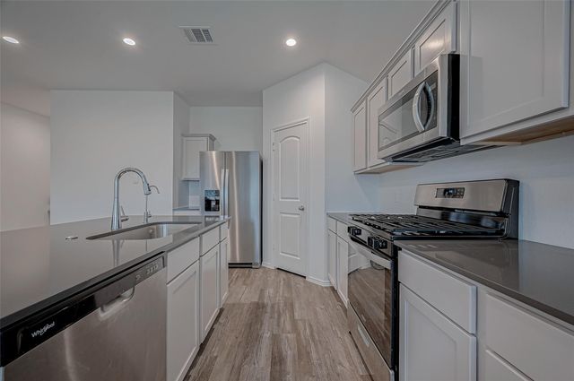 40603 Pine Spruce Lane, Magnolia, TX 77354