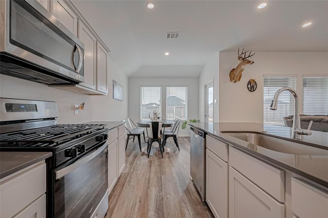 40603 Pine Spruce Lane, Magnolia, TX 77354