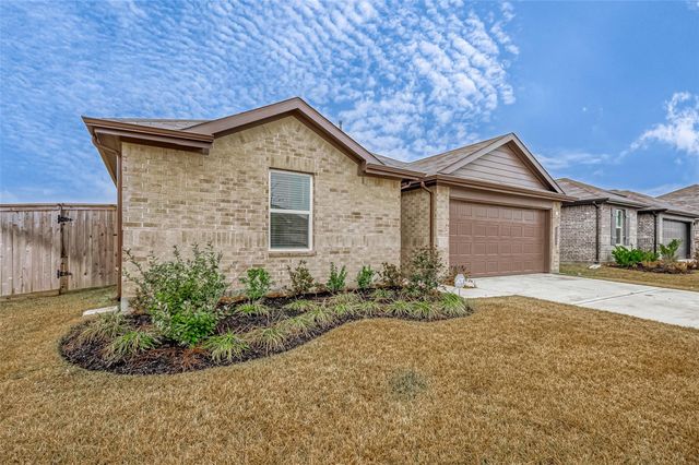 40603 Pine Spruce Lane, Magnolia, TX 77354