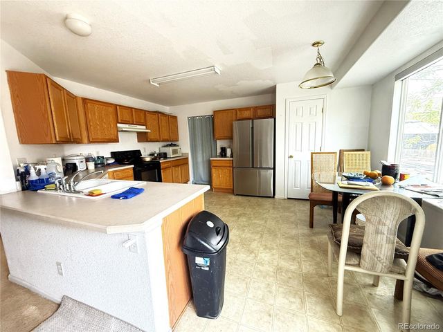 5543 Helena Court, Denver, CO 80239