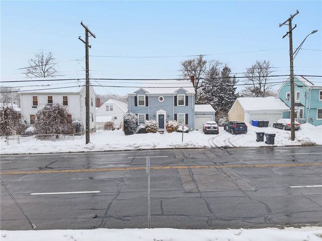 2941 Pawtucket Avenue, East Providence, RI 02915