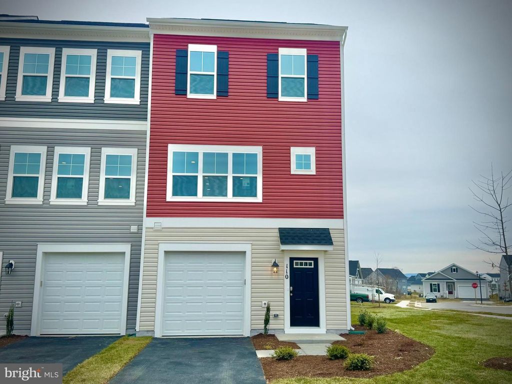 110 FLAXEN MANE CT, Stephenson, VA 22656