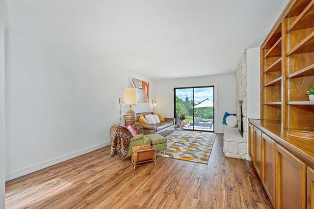 6325 Reservoir Dr, Granite Bay, CA 95746
