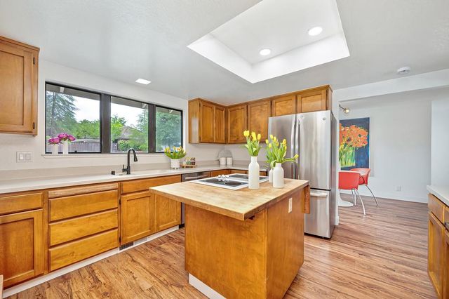 6325 Reservoir Dr, Granite Bay, CA 95746