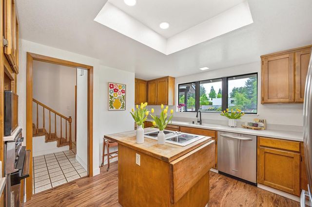 6325 Reservoir Dr, Granite Bay, CA 95746