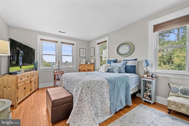 239 BUTLER RD, Fredericksburg, VA 22405