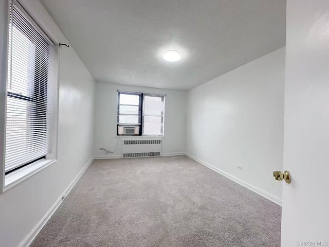 150-11 72nd Road 6F, Flushing, NY 11367