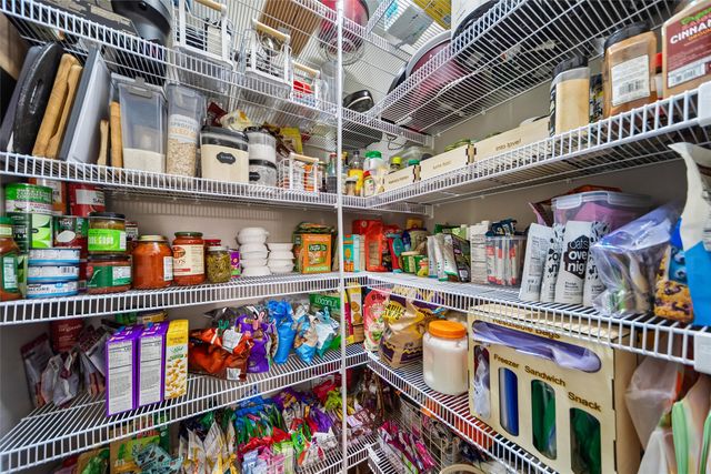 309 Summit Circle NW, Bondurant, IA 50035