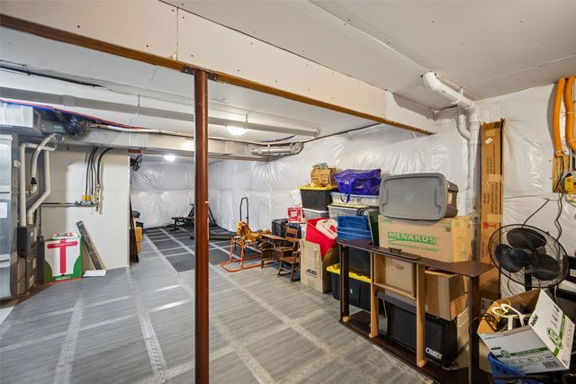 309 Summit Circle NW, Bondurant, IA 50035