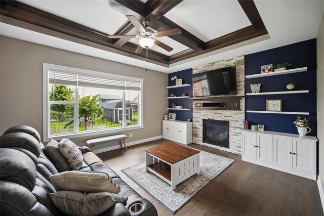 309 Summit Circle NW, Bondurant, IA 50035