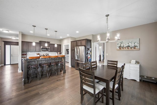 309 Summit Circle NW, Bondurant, IA 50035