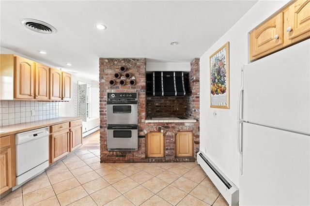 77 Ausdale Road, Cranston, RI 02910