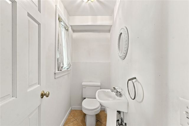 77 Ausdale Road, Cranston, RI 02910