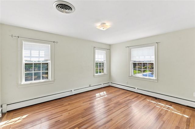 77 Ausdale Road, Cranston, RI 02910