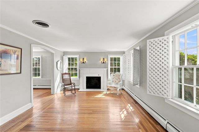 77 Ausdale Road, Cranston, RI 02910