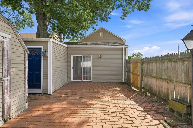 77 Ausdale Road, Cranston, RI 02910
