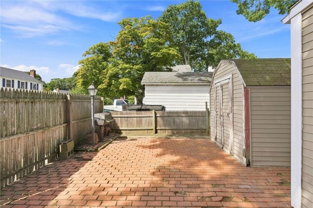 77 Ausdale Road, Cranston, RI 02910