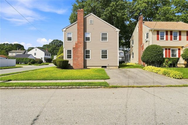 77 Ausdale Road, Cranston, RI 02910