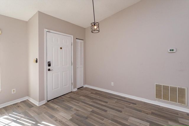 5955 KENLYN COURT, Orlando, FL 32808