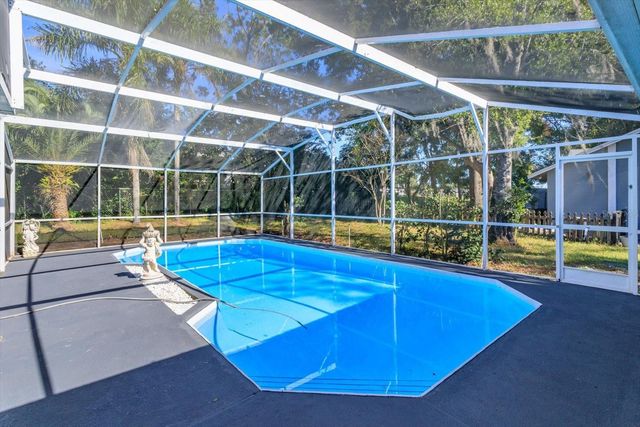 5955 KENLYN COURT, Orlando, FL 32808