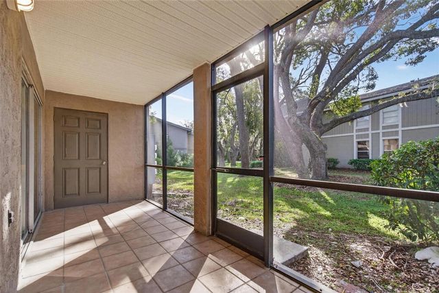 4207 WINDING MOSS TRAIL 104, Tampa, FL 33613