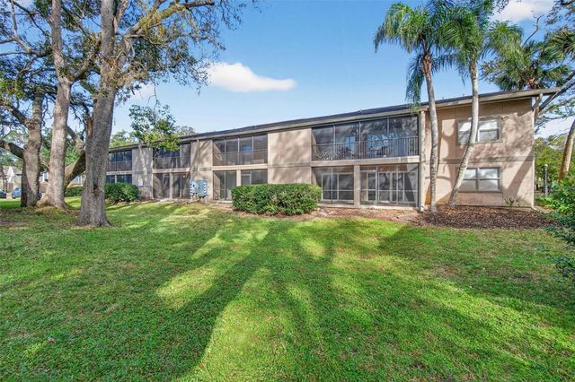 4207 WINDING MOSS TRAIL 104, Tampa, FL 33613