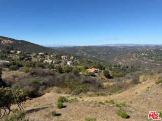 20266 Reigate Road, Topanga, CA 90290