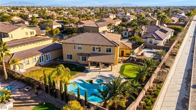 6382 Hermes Stables Court, Las Vegas, NV 89131