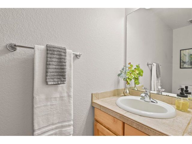 565 Wild Ridge Ln, Lafayette, CO 80026