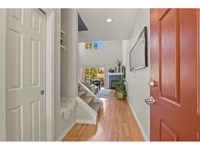 565 Wild Ridge Ln, Lafayette, CO 80026