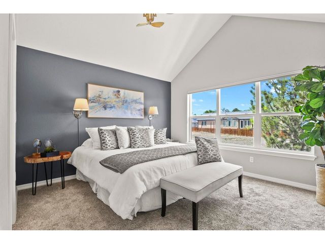 565 Wild Ridge Ln, Lafayette, CO 80026