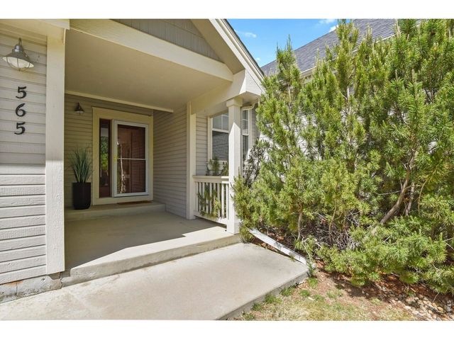 565 Wild Ridge Ln, Lafayette, CO 80026