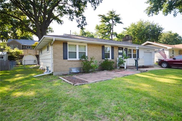 5238 N Wayne Avenue, Kansas City, MO 64118