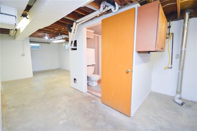 5238 N Wayne Avenue, Kansas City, MO 64118