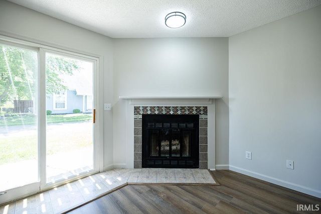 3727 N Lakeside Drive, Muncie, IN 47304