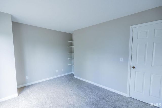 3727 N Lakeside Drive, Muncie, IN 47304