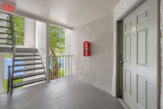 1401 Village Blvd 127, West Palm Beach, FL 33409