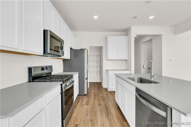 3201 Edens Way, Charlestown, IN 47111