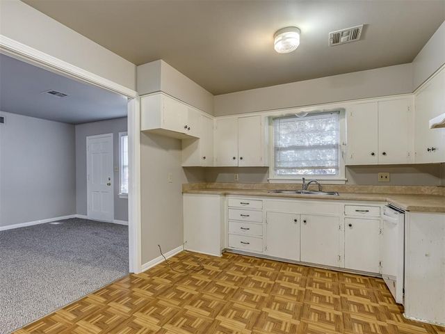 2601 Chaucer Drive, Oklahoma City, OK 73120