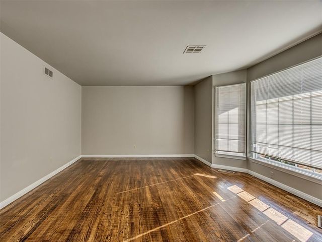 2601 Chaucer Drive, Oklahoma City, OK 73120