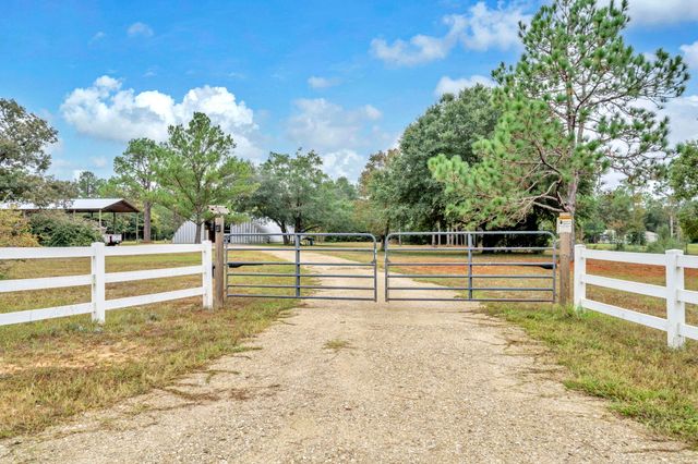 4156 Painter Branch Road, Crestview, FL 32539