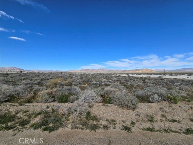 2 Northside Road, Lucerne Valley, CA 92356