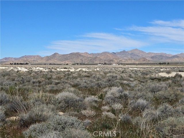 2 Northside Road, Lucerne Valley, CA 92356