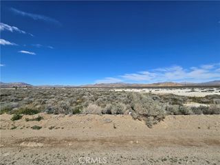 2 Northside Road, Lucerne Valley, CA 92356