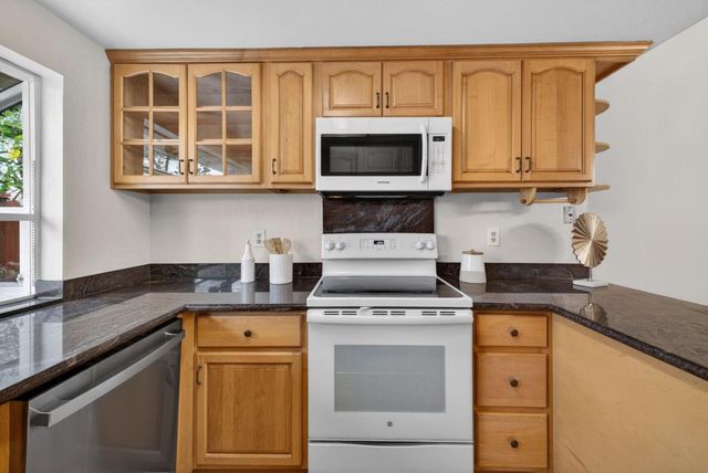 20022 Northcrest Square, Cupertino, CA 95014